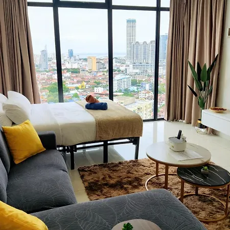 Skypool 2Br 9Pax Premium Suite@Beacon @Georgetown @Penang